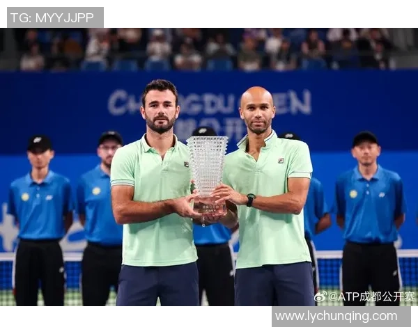 成都网球队在世锦赛中的默契配合与精彩表现分析